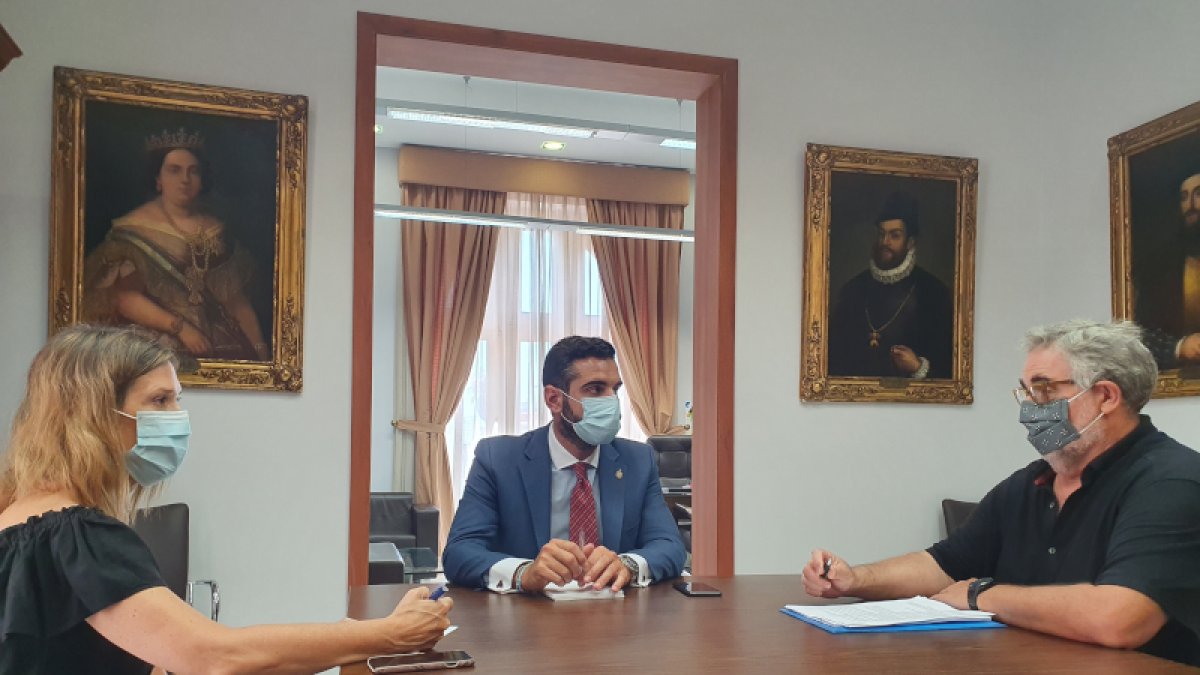 Reunión en el Área de Alcaldía.