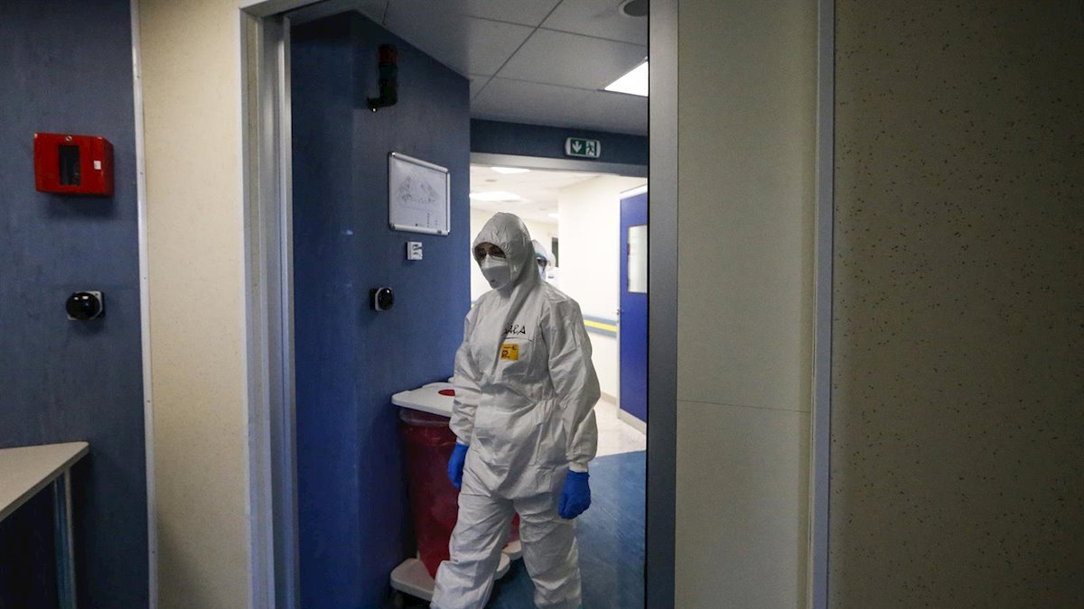 Una virologa china denuncia que el virus no tiene un origen natural.