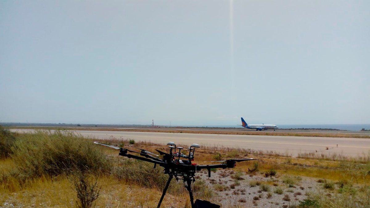 Drones en el aeropuerto de Almería.
