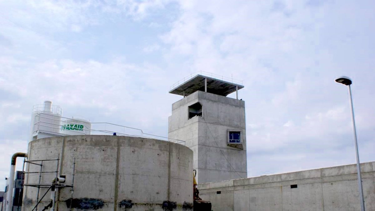 Planta desaladora de Villaricos, inutilizada desde el año 2012.