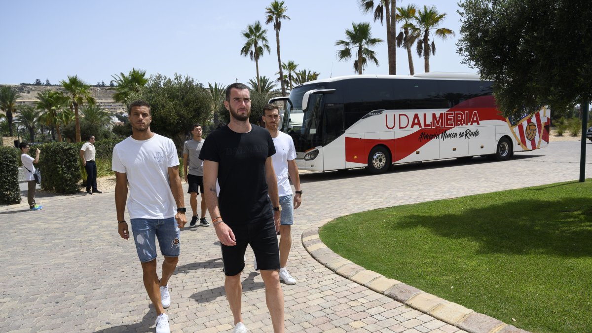 Peybernes el día que conoció a Turki Al-Sheikh en Almerimar.