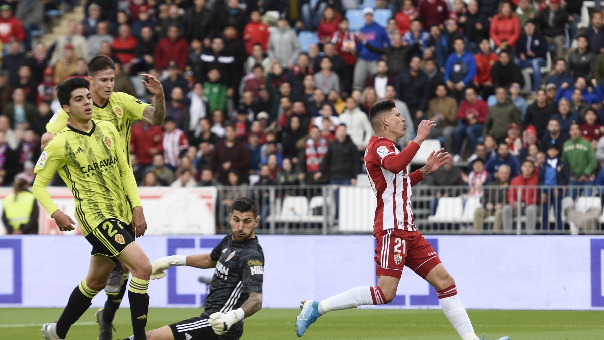 El Real Zaragoza insta al CSD que dé por finalizada la campaña.