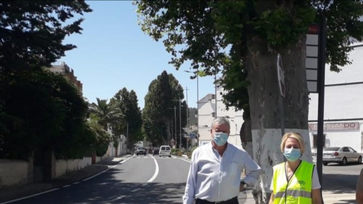 Eloisa Cabrera en una visita a obras en Vélez Rubio.