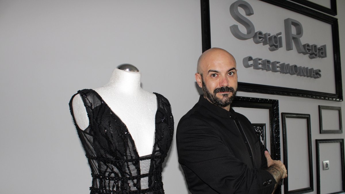 El prestigioso diseñador almeriense Sergi Regal.