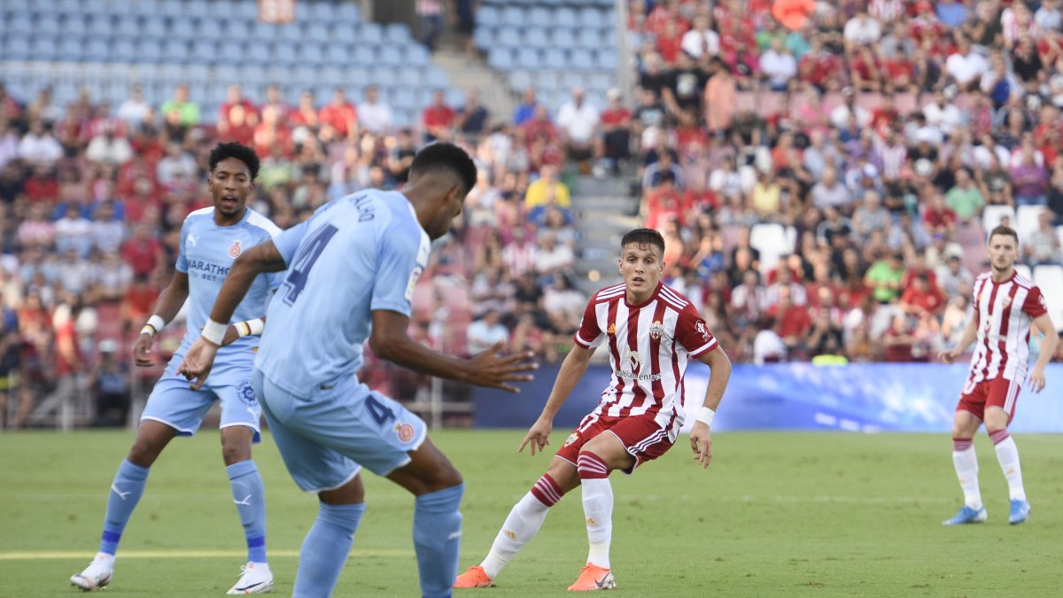 Almería y Girona se verán las caras por tercera vez esta campaña.
