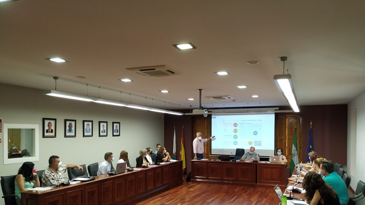 Pleno celebrado en Huércal de Almería.