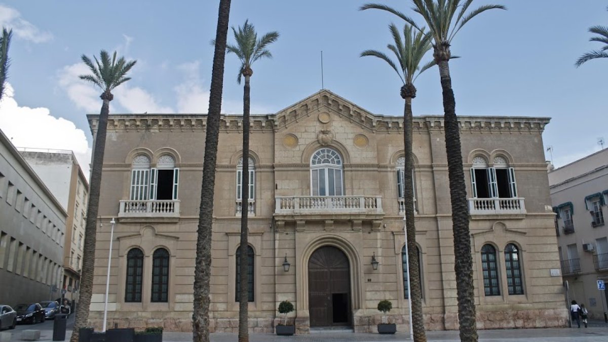 El obispado podría tener pronto dos mitras.