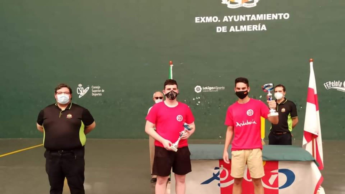 Almería sube al podio de la Copa de Andalucía.