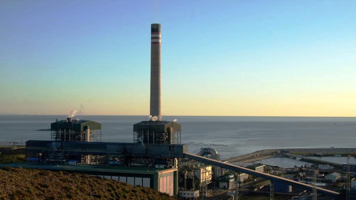 Instalaciones de la Central Térmica Litoral en Carboneras