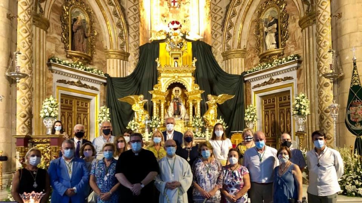 La Hermandad de Pasión, del barrio de Oliveros.