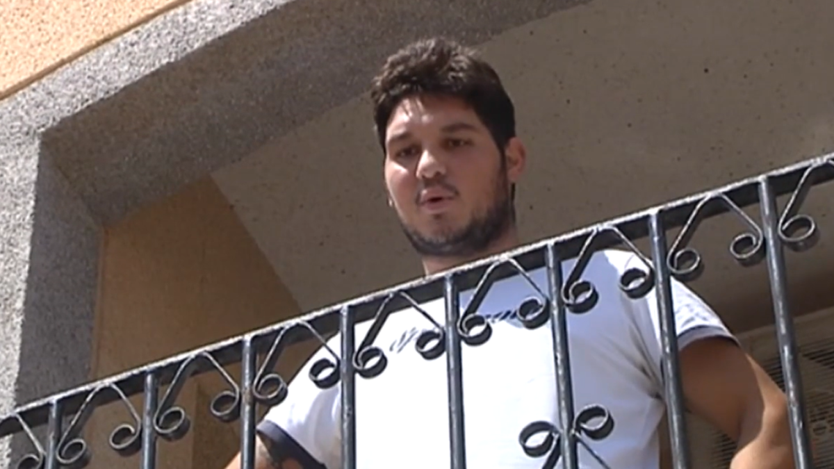 El joven garruchero en un informativo de Telecinco.