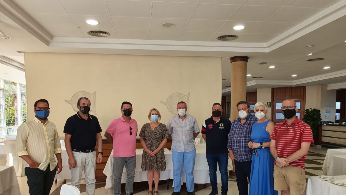 Reunión de apoyo al Rotary Club Almería Centro, que está en proceso de formación.