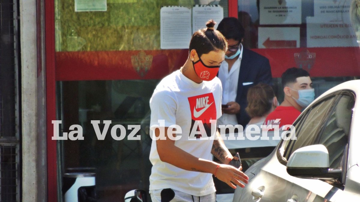 Darwin Núñez, en el momento de abandonar el club del Almería.