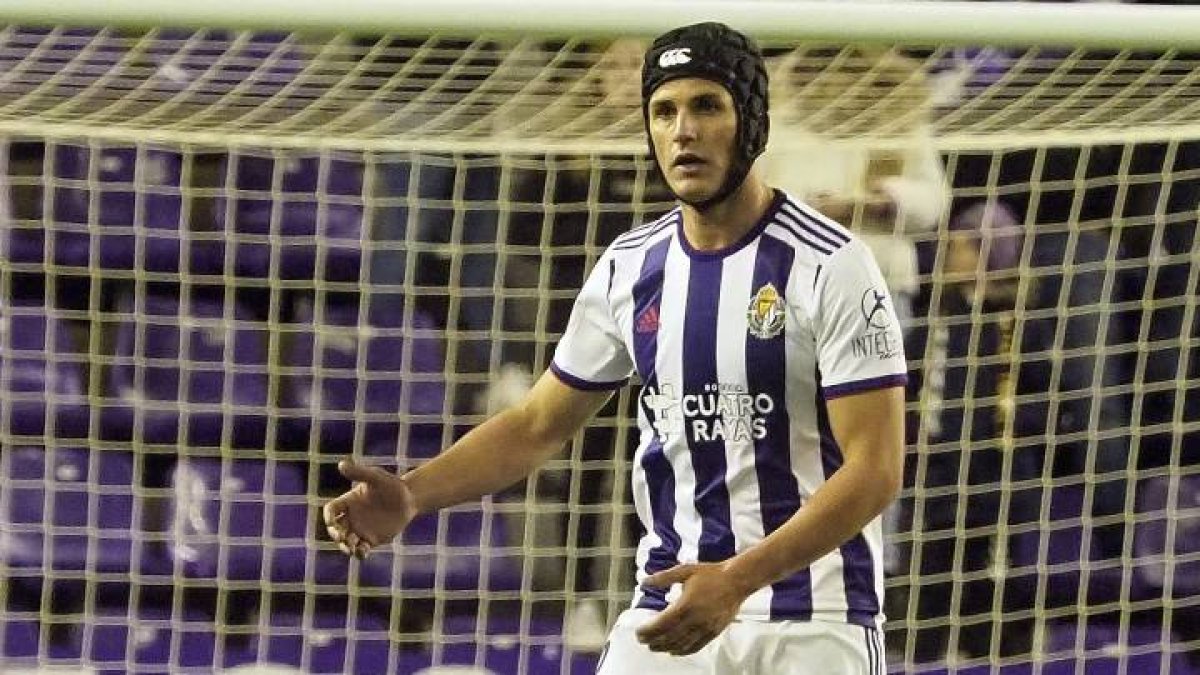 A Luismi le queda un año de contrato en el Valladolid.