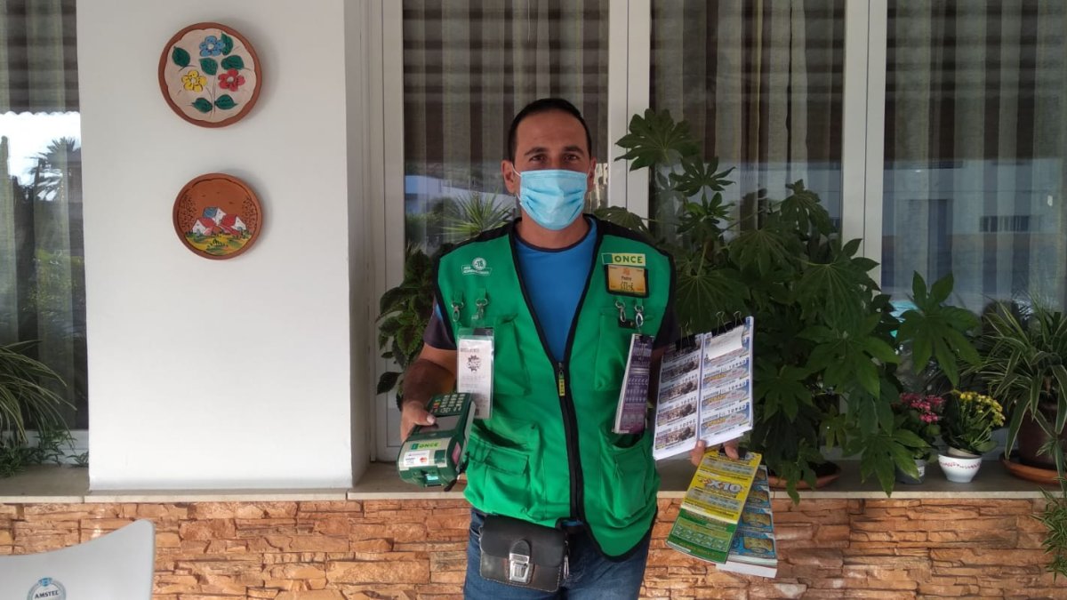 Pedro Antonio Morata, vendedor de la ONCE que ha repartido la suerte.