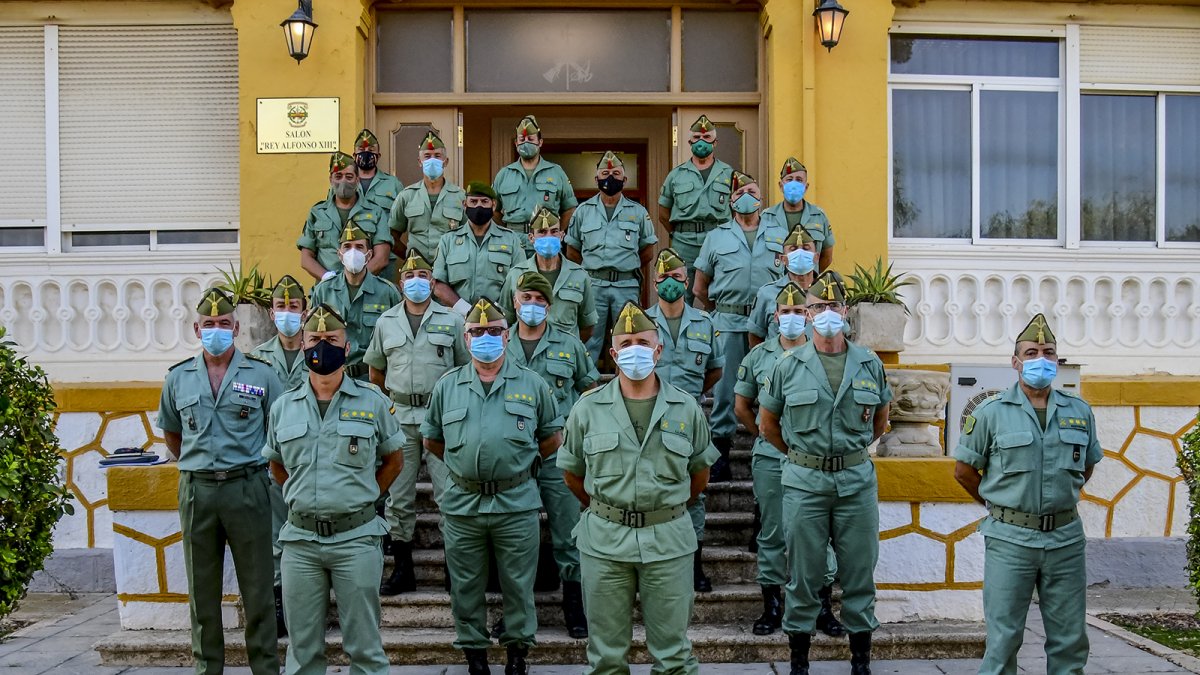 Mandos legionarios con el general Llago al frente (Foto: Brileg)