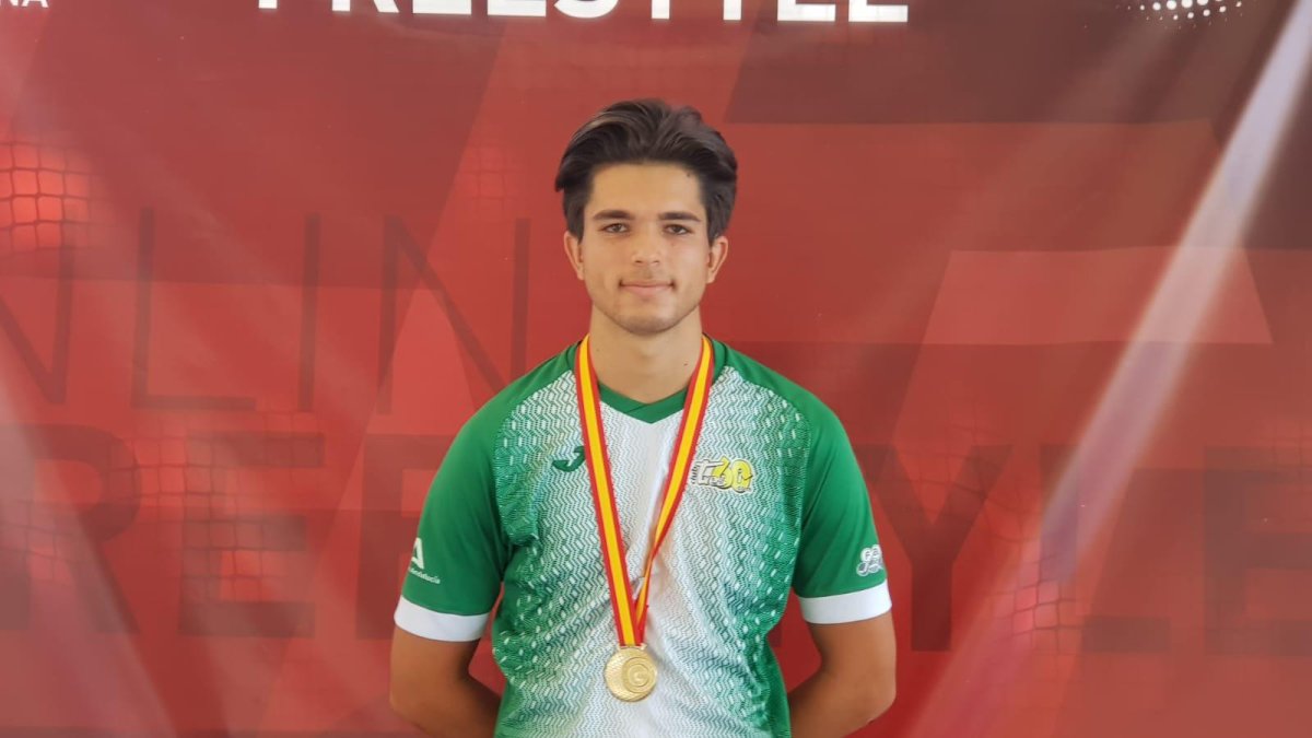 Javier Abad se proclama Campeón de España Senior en Speed Slalom.