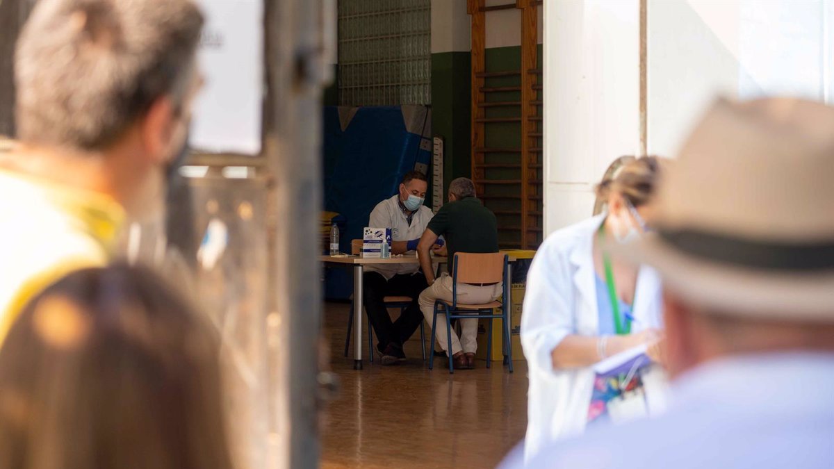 Andalucía registra 14 muertes, el doble en 24 horas y suma 1.131 positivos PCR.