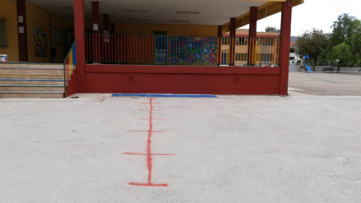 Imagen del colegio Celia Viñas, sin los niños con discapacidad, que están de huelga.