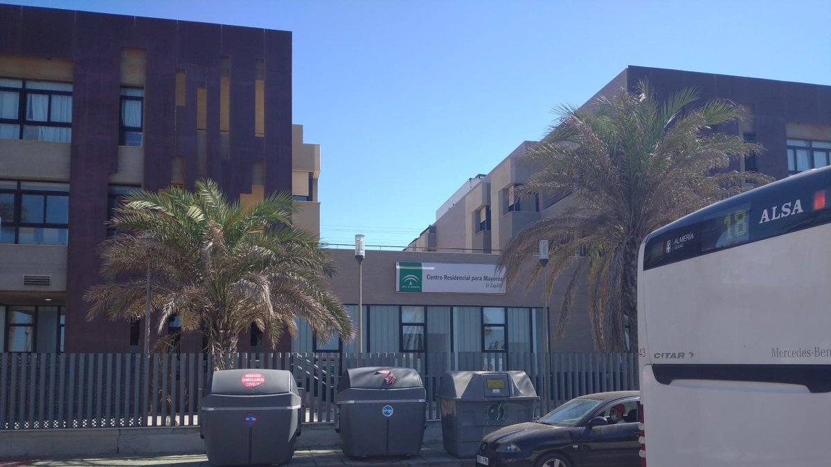 Residencia de mayores de El Zapillo, en Almería.