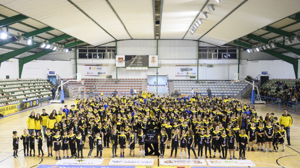 Los jugadores del Bahía de Almería en la presentación de la pasada Liga.
