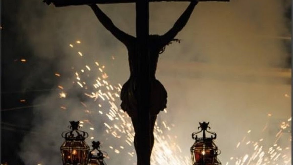 El Cristo de Dalías se queda sin su tradicionales fuegos artificiales.