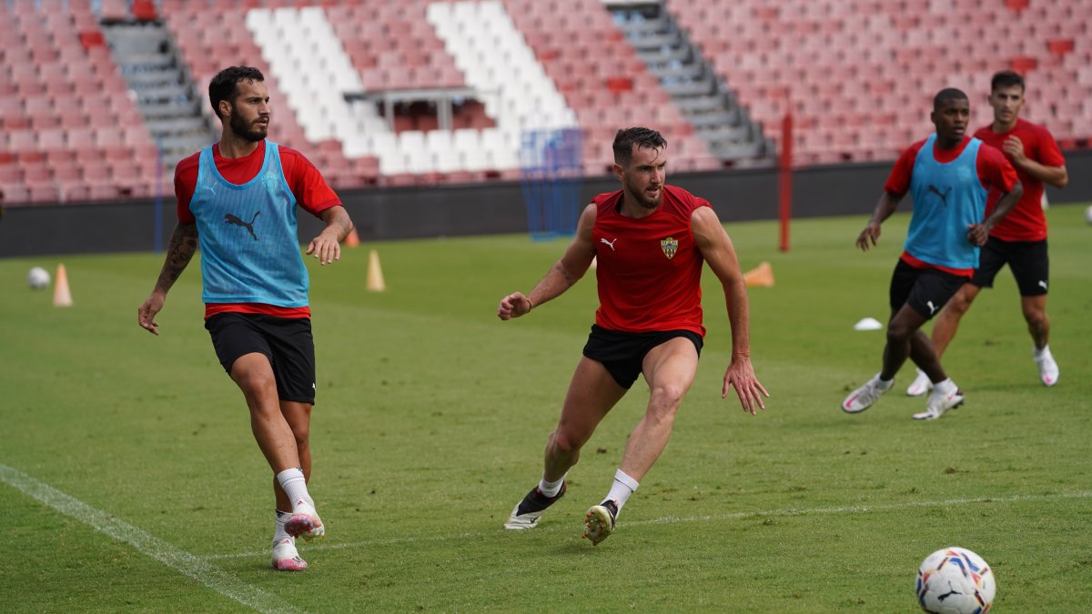 José Carlos Lazo y Mathieu Peybernes en el entrenamiento.