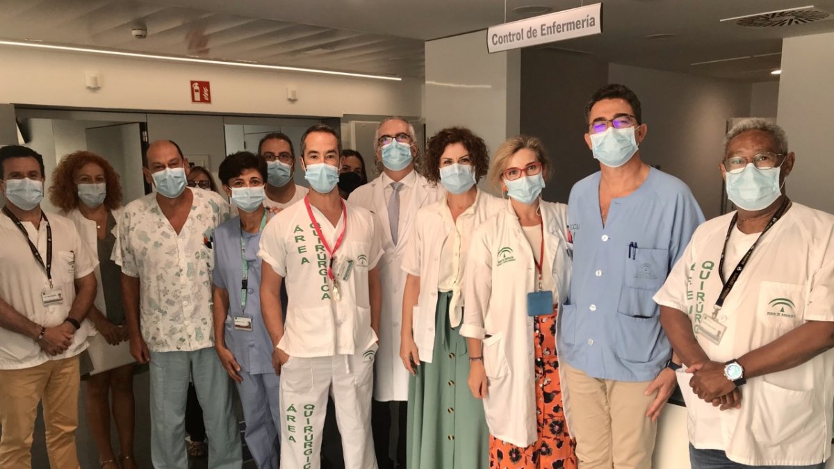 Personal de la planta destinada a pacientes con Covid.