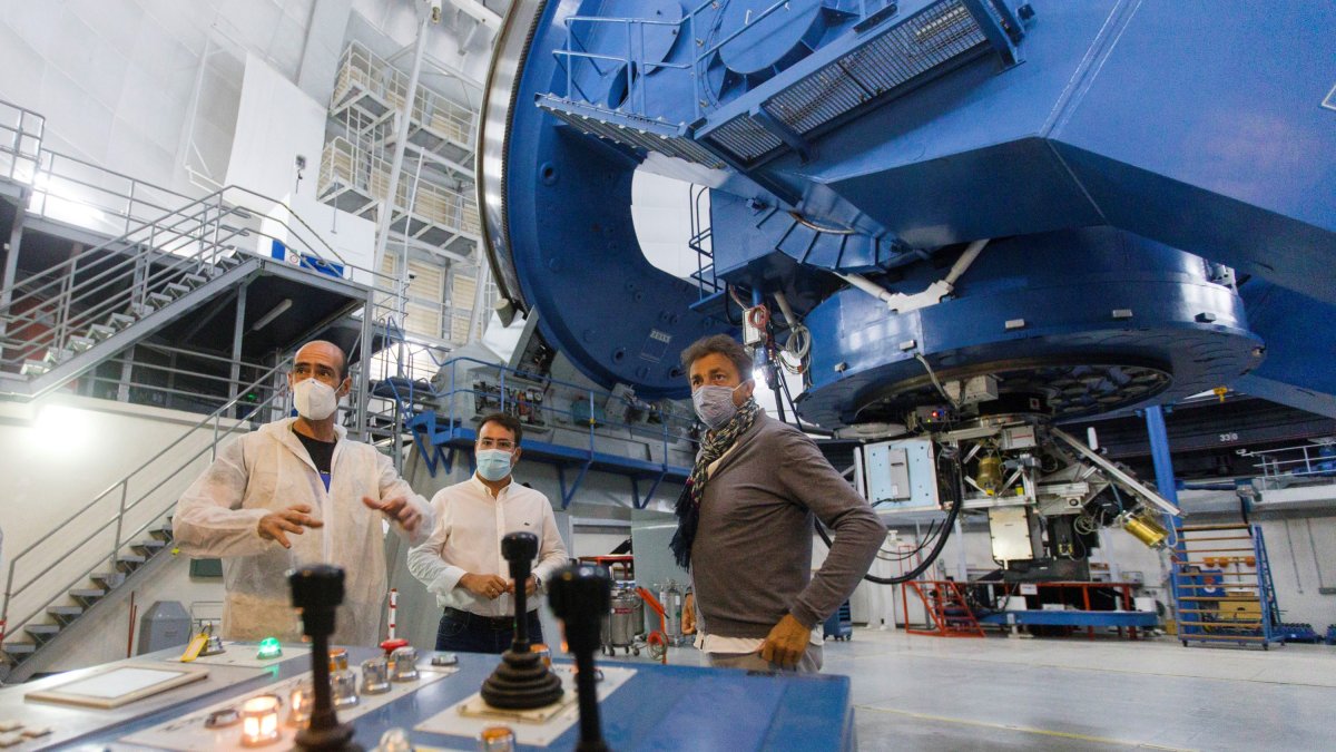 Giménez y Henri Leconte visitan Calar Alto.