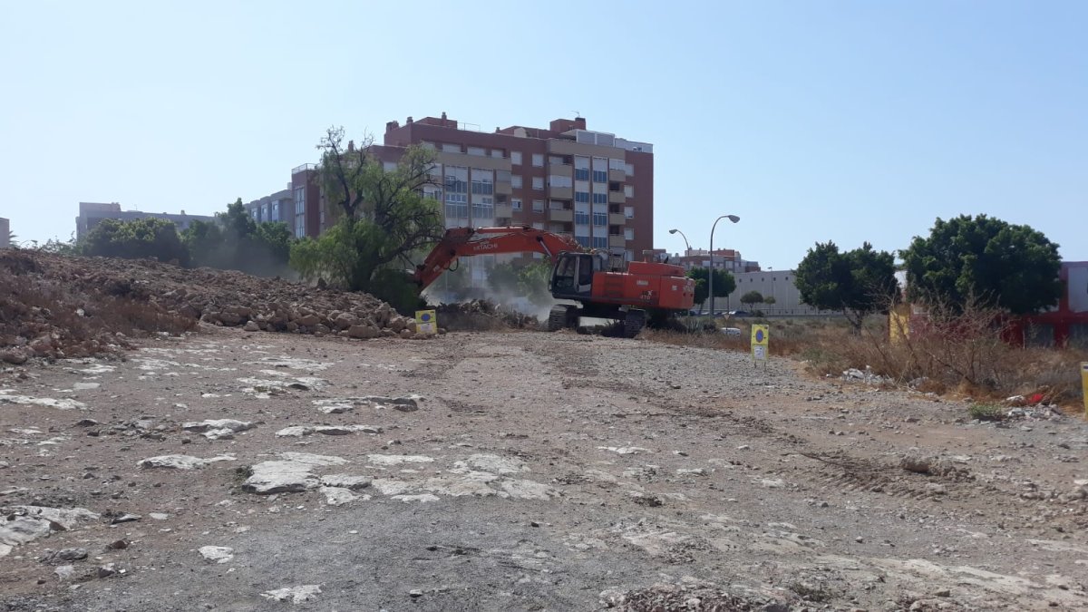 El solar junto al CEIP Ginés Morata.