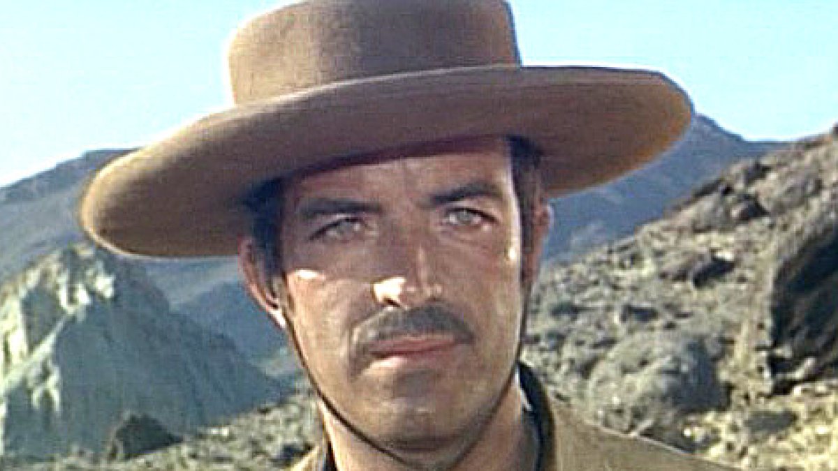 La mitad de la extensa filmografía de Ángel del Pozo está centrada en el género western.