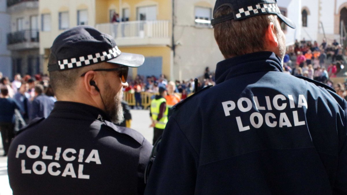 Más de un centenar de ellas han sido por consumir alcohol en la vía pública.