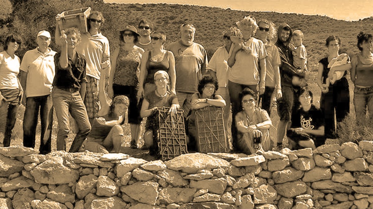 Participantes en un taller de balates.