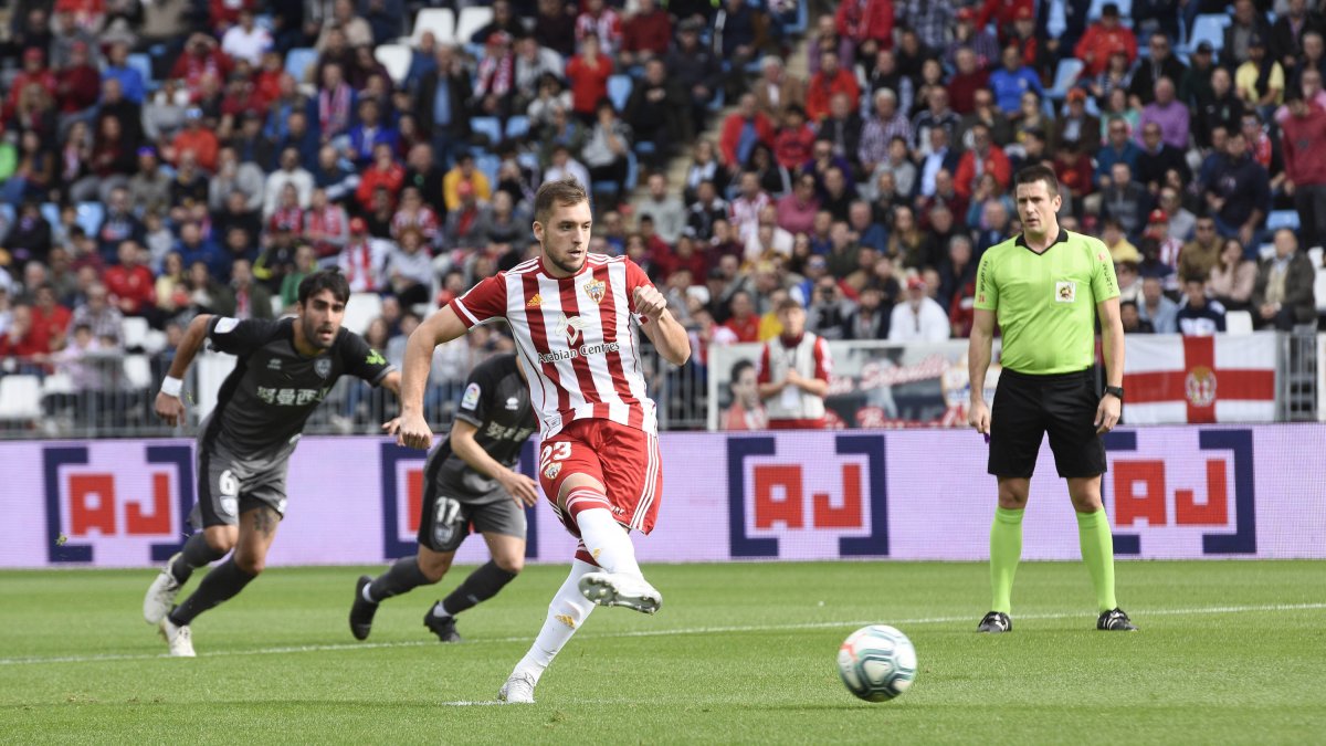 Valentín Vada hace las maletas para jugar en el Tenerife.
