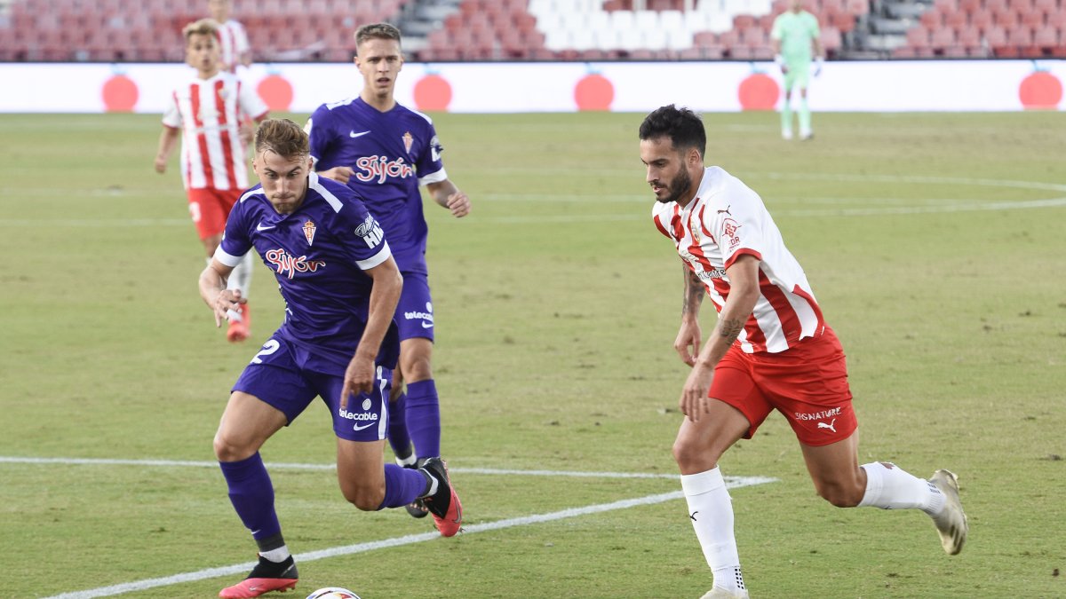 El Almería cayó en su primer partido en el Mediterráneo.
