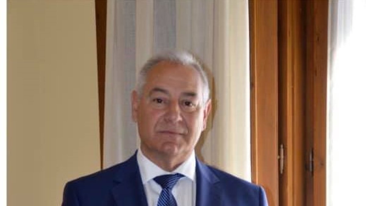 Juan José Molina González.