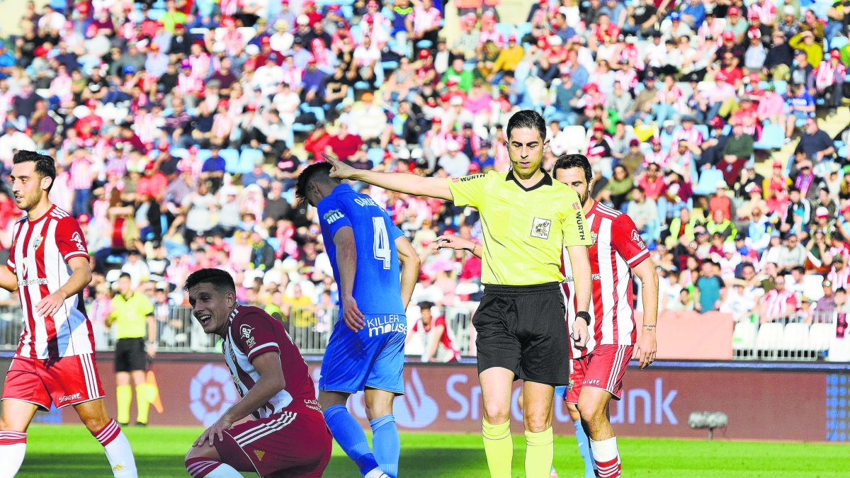Bikandi Garrido en el Almería-Fuenlabrada del curso anterior.