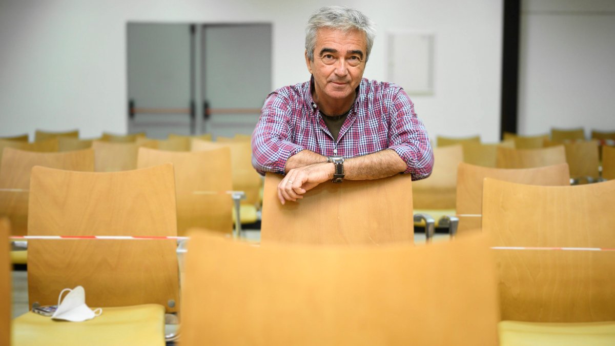 Carles Francino, ayer viernes en el Centro de Exposiciones de Campohermoso.
