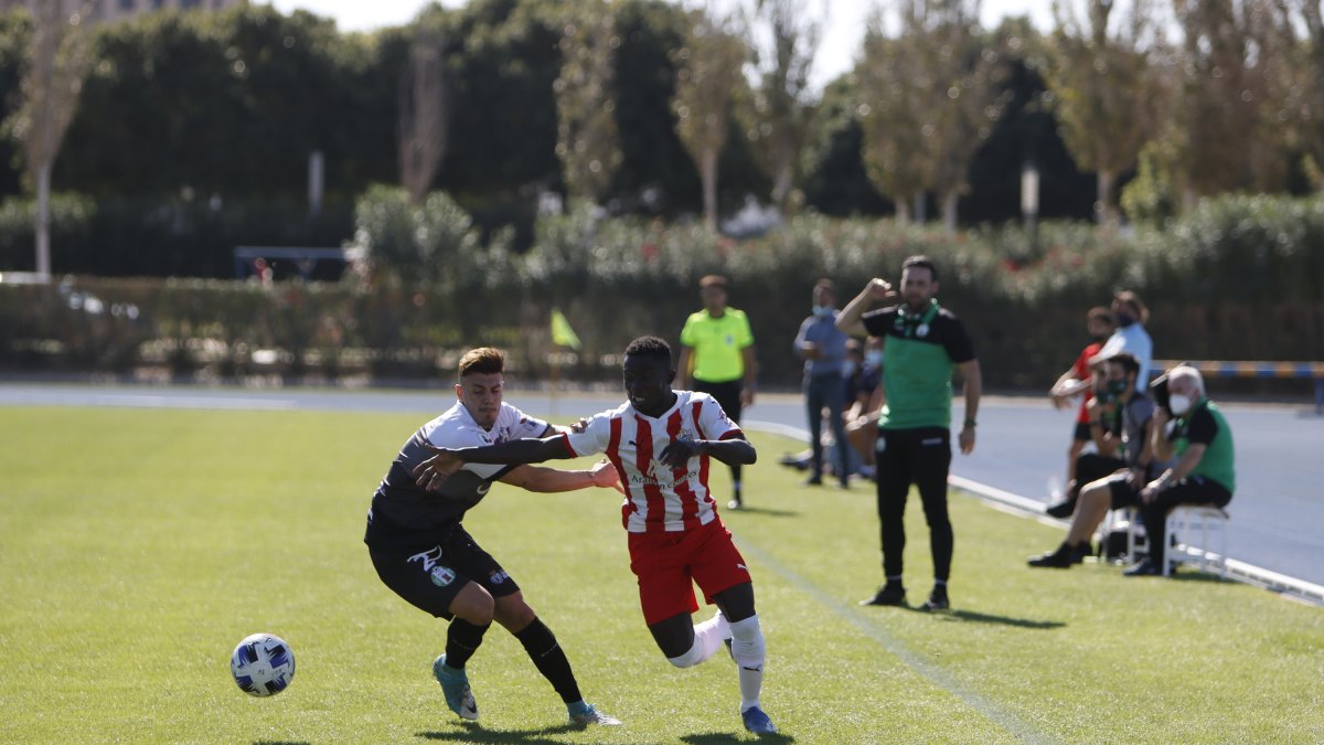Jean Marco en una acción de la primera mitad.