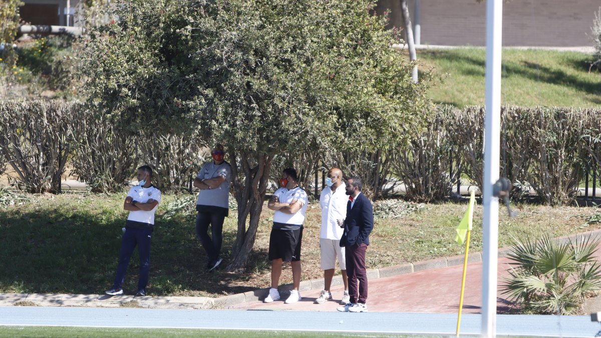 Mohamed El Assy y José Gomes estuvieron en el Anexo viendo al filial.