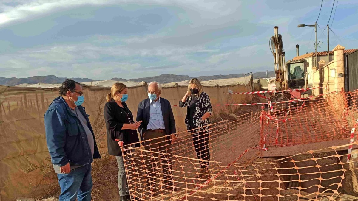 El subdelegado del Gobierno en Almería visita las obras.