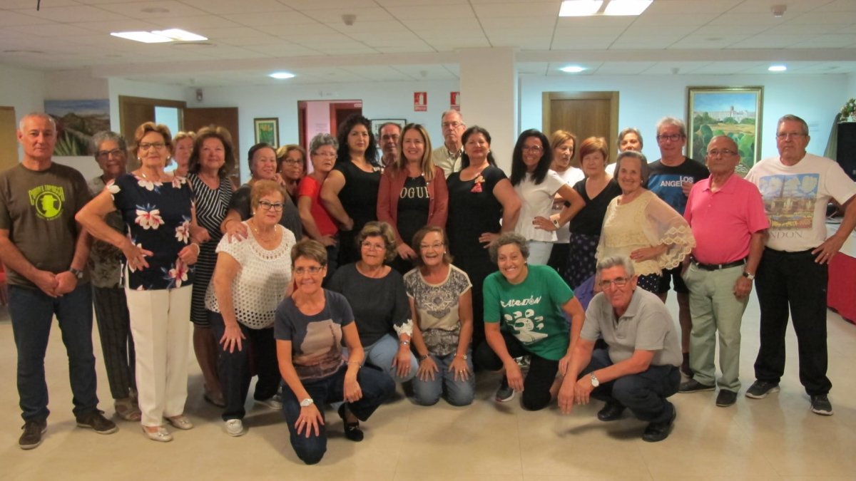 Algunos de sus usuarios en una actividad.