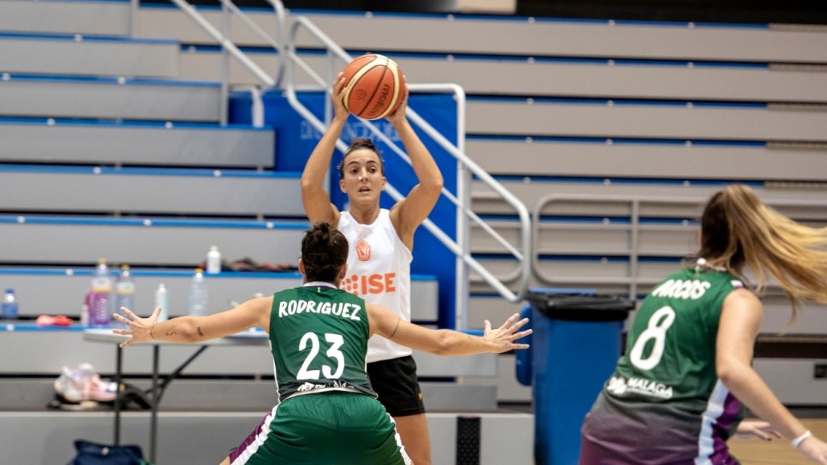 ISE CB Almería vuelve a la competición visitando a NB Paterna.