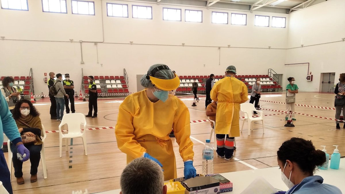 Unas 300 personas están llamadas a practicarse el test de antígenos hoy en Los Gallardos.