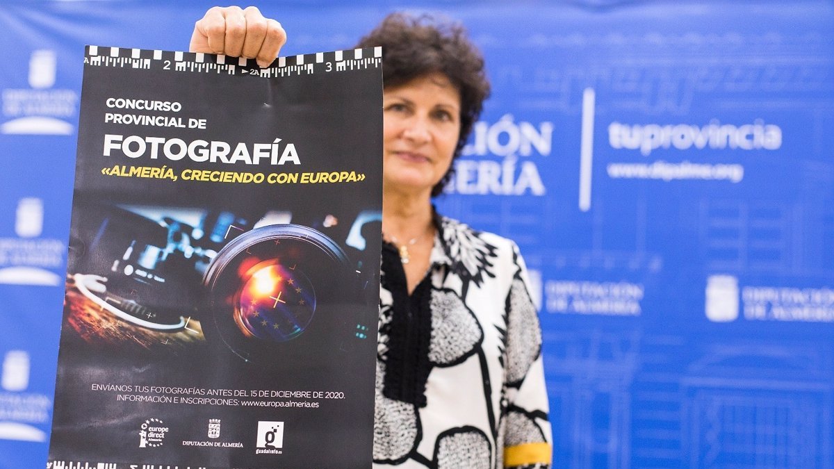 Diputación presenta el concurso provincial de fotografía \'Almería, creciendo con Europa\'.