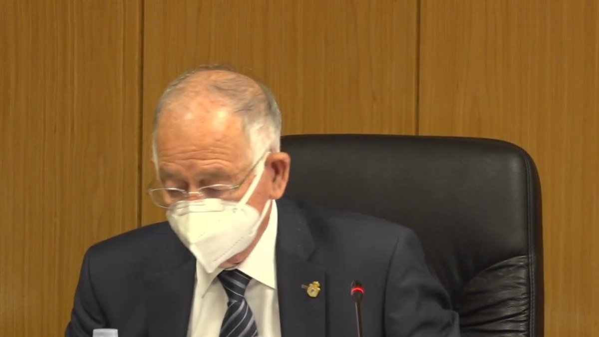 Gabriel Amat, durante un pleno del Ayuntamiento de Roquetas.