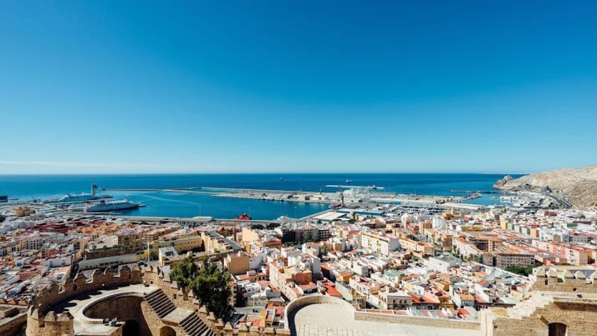 Vista de la ciudad desde la Alcazaba.