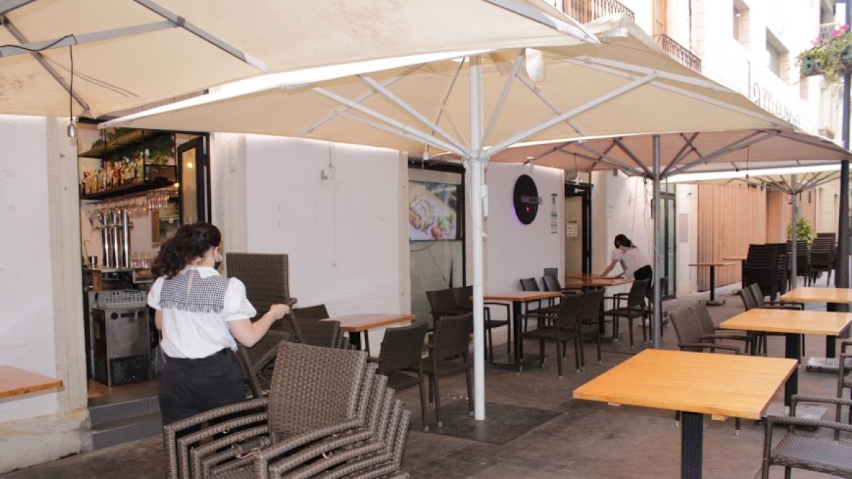 La hostelería debe cerrar al público a las 18.00 horas.