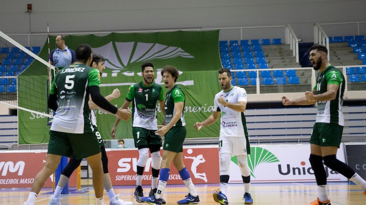 La garra de los jugadores de Unicaja Costa de Almería es clave.