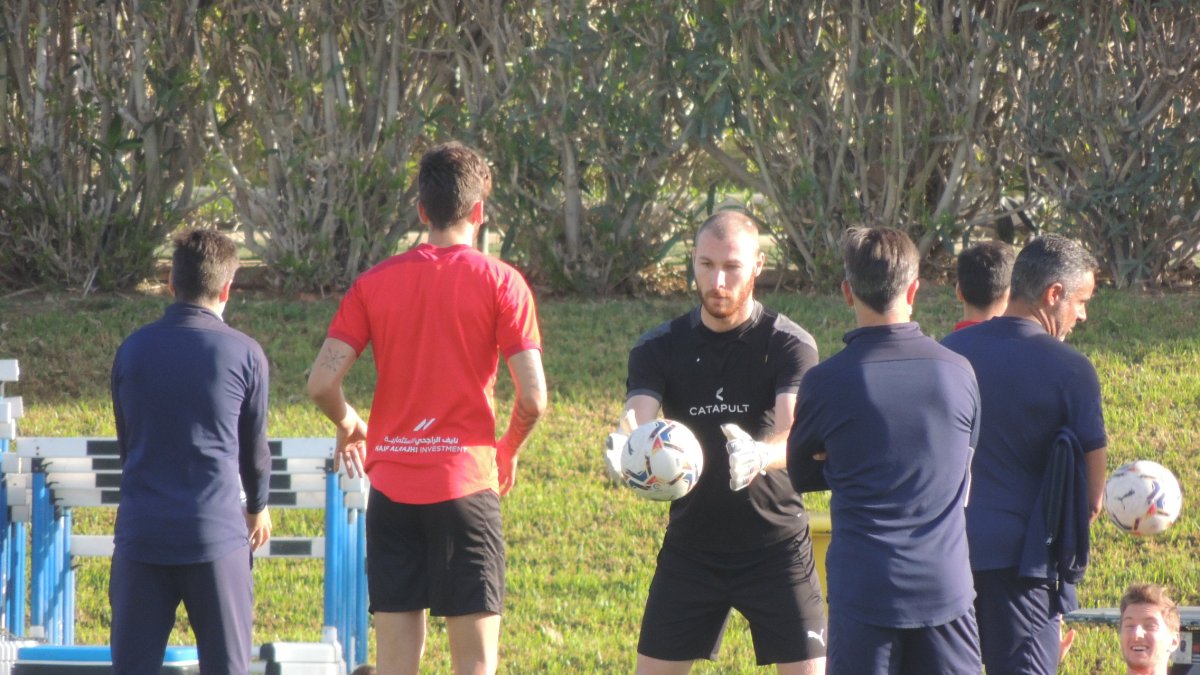 El portero Makaridze este sábado en el campo Anexo.